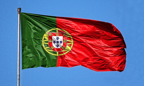 HD-wallpaper-portugal-flag-on-flagpole-flag-of-portugal-blue-sky-flagpole-portuguese-flag-portugal-flag